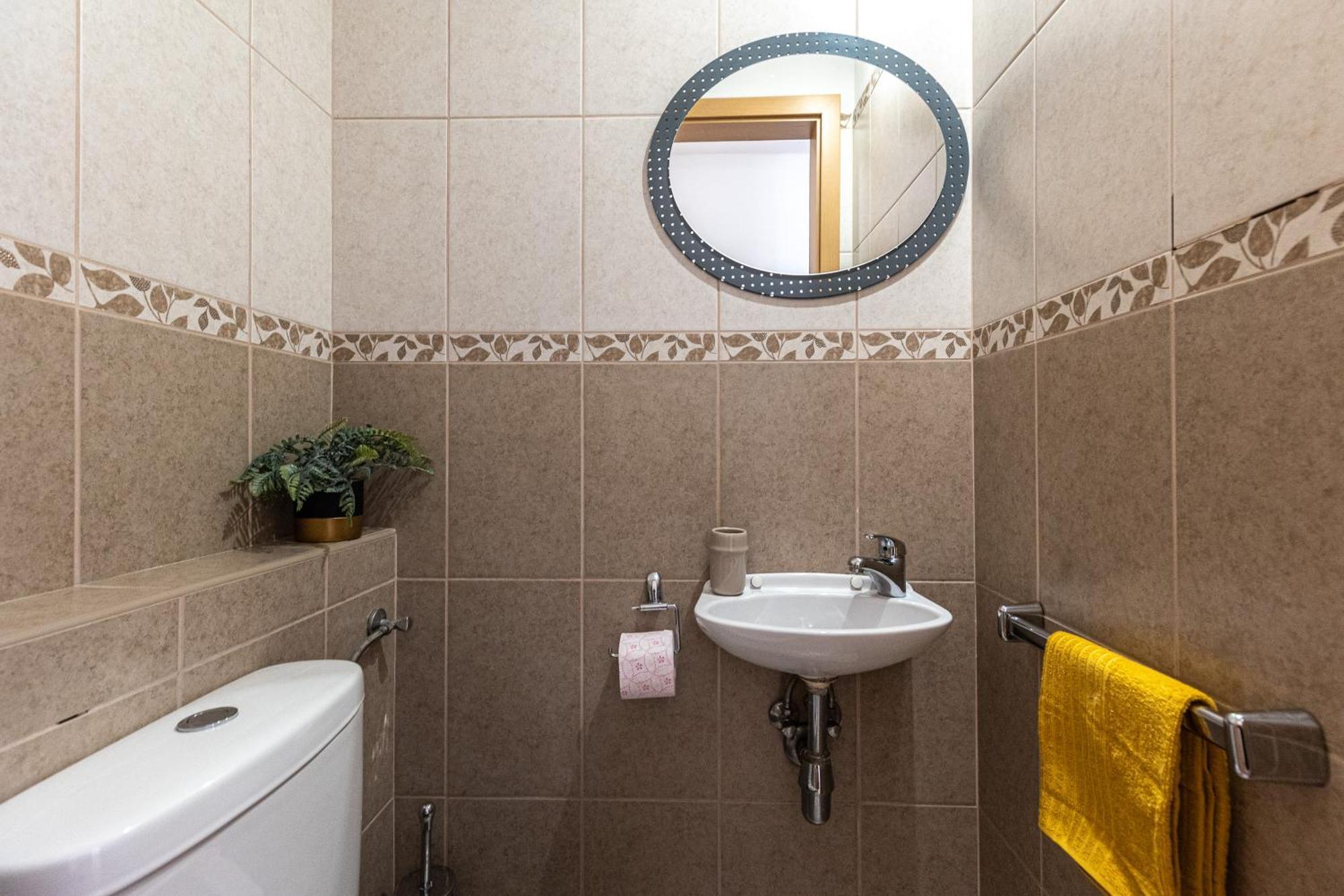 Gozsdu White Raven Residence 305 บูดาเปสต์ ภายนอก รูปภาพ
